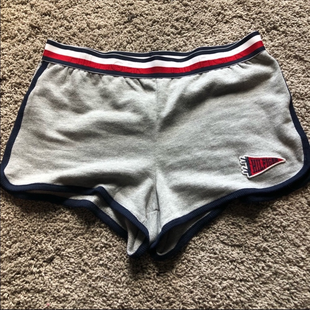 Tommy Hilfiger x Urban Outfitters shorts